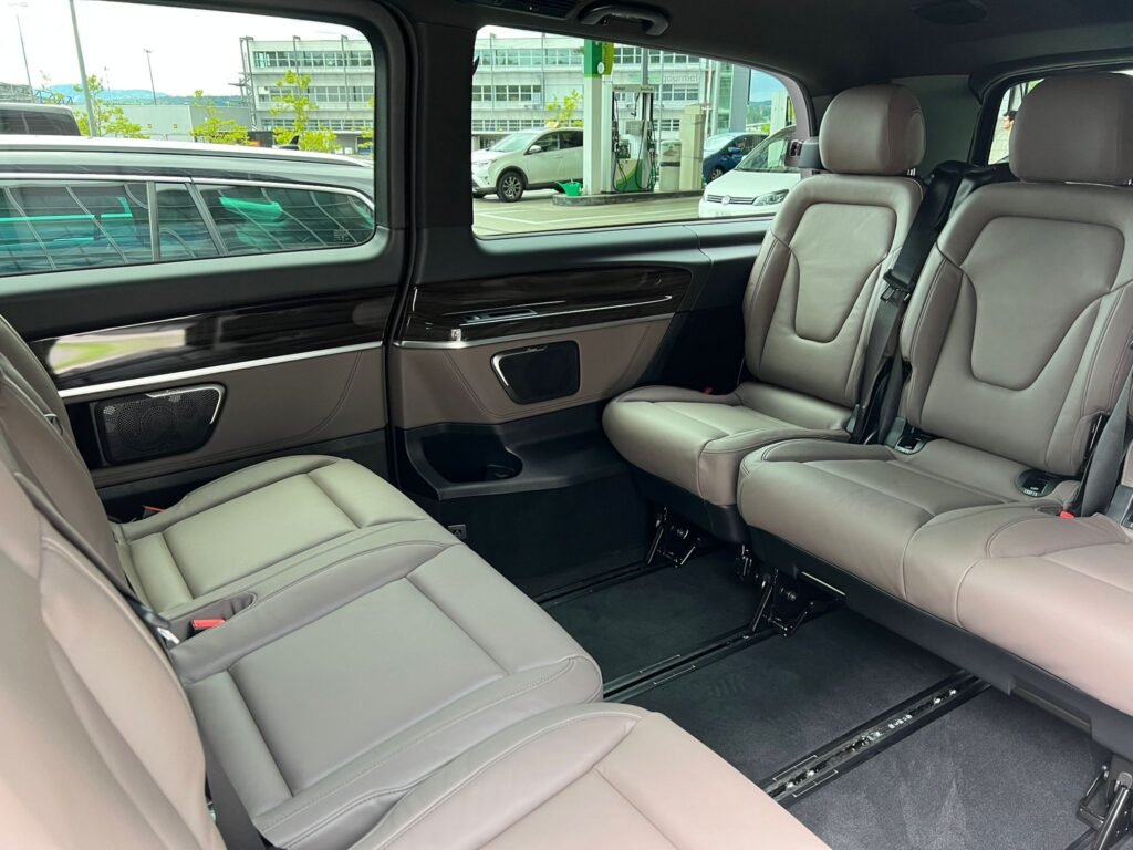 luxury limousine interior interior Mercedes-Maybach S 680